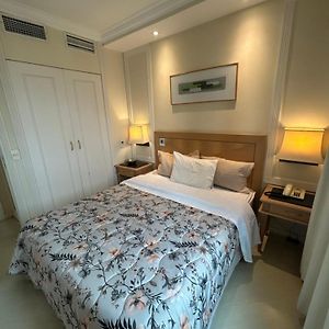 Habitación con Cama King